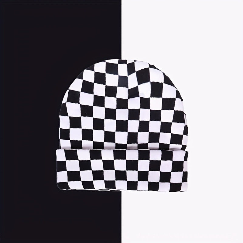 2 Minimalist Beanies with Chic Style Checkered Jacquard Rolled-Cuff Beanie Warm and Cozy for Cold Weather Casual and Versatile Stretchy Hip-Hop Streetwear Beanie for Outdoor Wear Women's Flat-Brim Beanie Men's Flat-Brim Beani