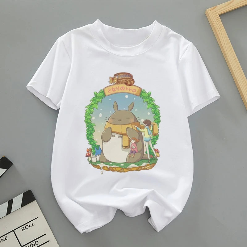 A Thin Short-sleeved T-shirt with Cute Cartoon Totoro Prints for Both Men and Women in Spring and Summer As The Base