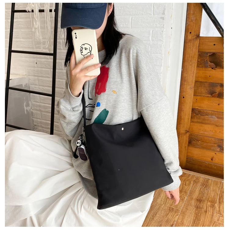 Simple Casual Women's Tote Bags New Large Capacity Commute Shopping One Shoulder Bags Trend All-matched Handheld Cloth Bags