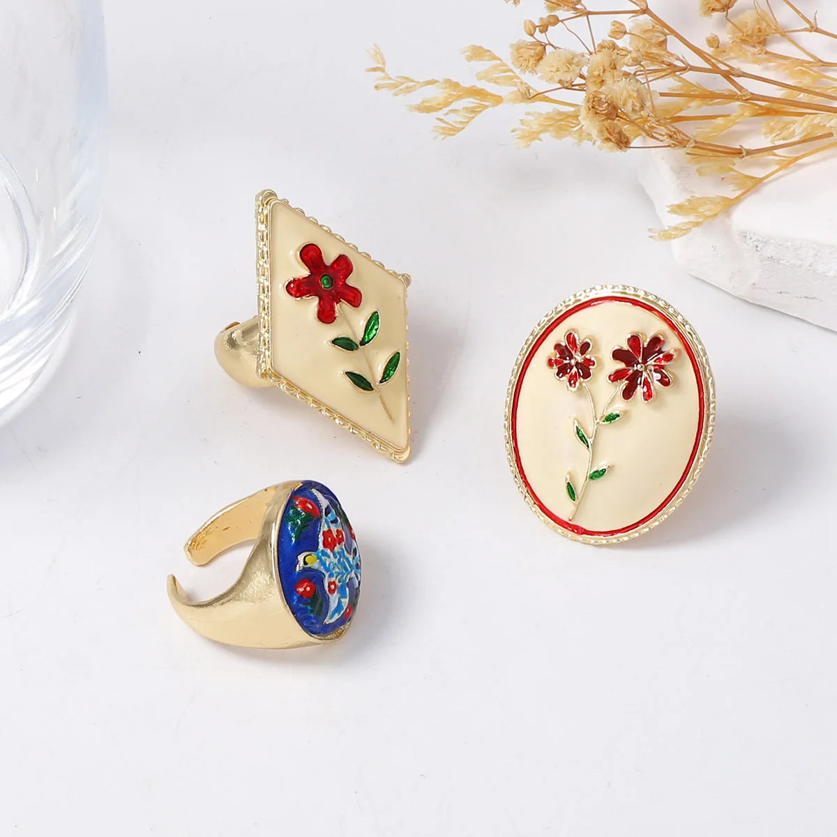Vintage Exquisite and Elegant Carved Colorful Ring