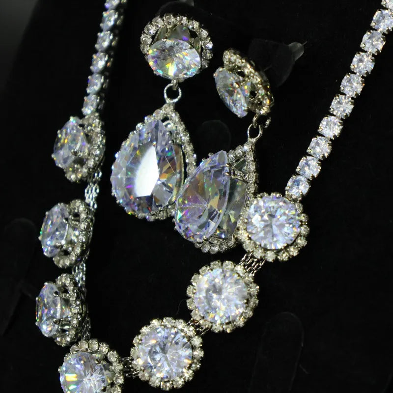 Exquisite Fashion Versatile Necklace Set