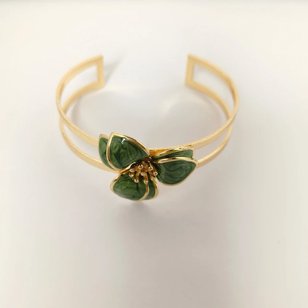 Elegant Jewelry Set for Women Wholesale Gold Color Ring Bangle Green White Enamel Flower Stud Earrings and Choker Necklace