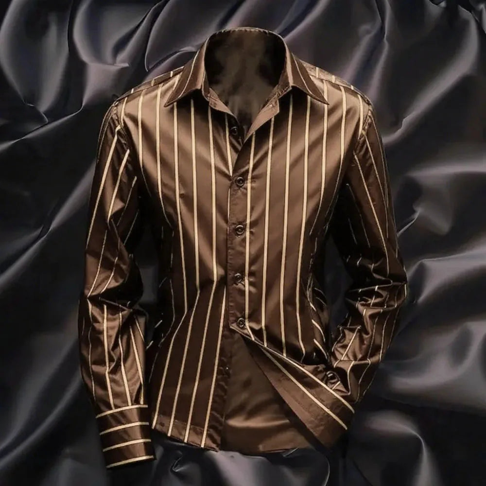 The new fashionable men's striped shirt is a casual and stylish outdoor long-sleeved shirt with a soft and comfortable lapel