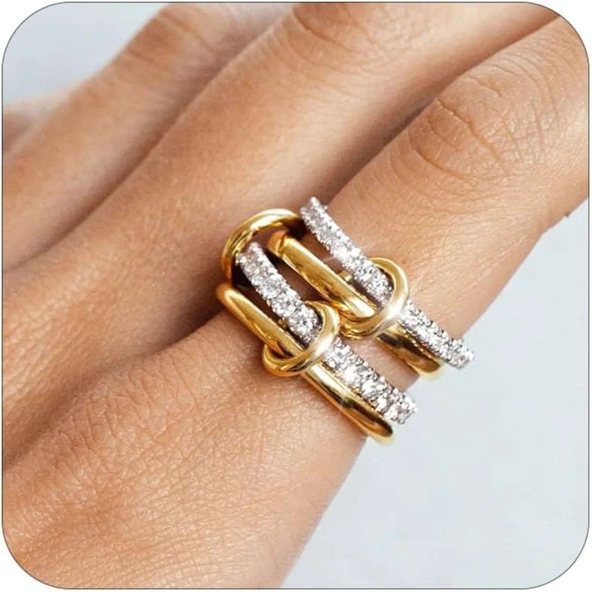 A Four-Ring Interlocking Ring With A Personalized Design Ins Style Suitable For Daily Wear And A Birthday Gift For Friends