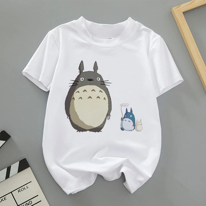A Thin Short-sleeved T-shirt with Cute Cartoon Totoro Prints for Both Men and Women in Spring and Summer As The Base