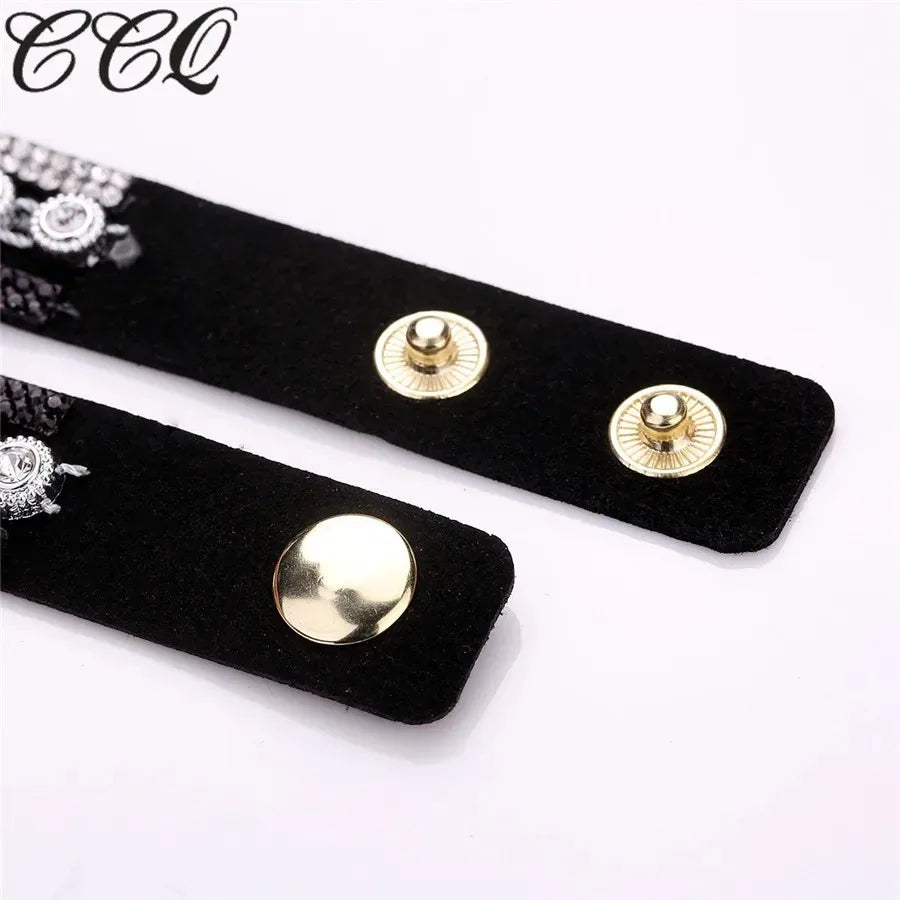 Gorgeous Women'S Diamond Inlaid Watch Retro Sparkling Crystal Bracelet Multiple Exquisite Dials Simulated Quartz Watch For Women