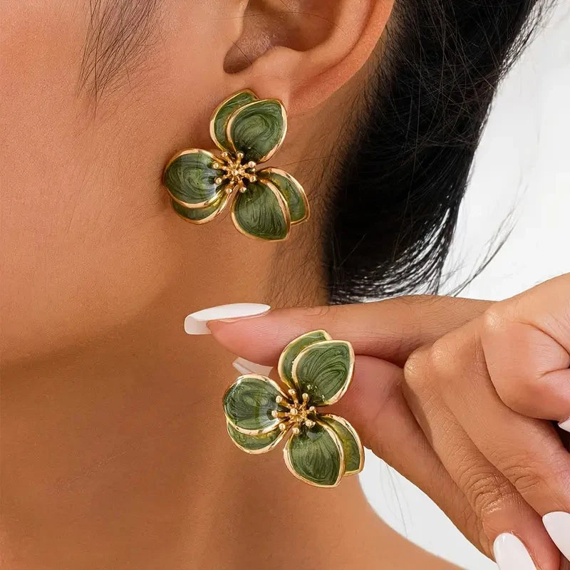 Elegant Jewelry Set for Women Wholesale Gold Color Ring Bangle Green White Enamel Flower Stud Earrings and Choker Necklace