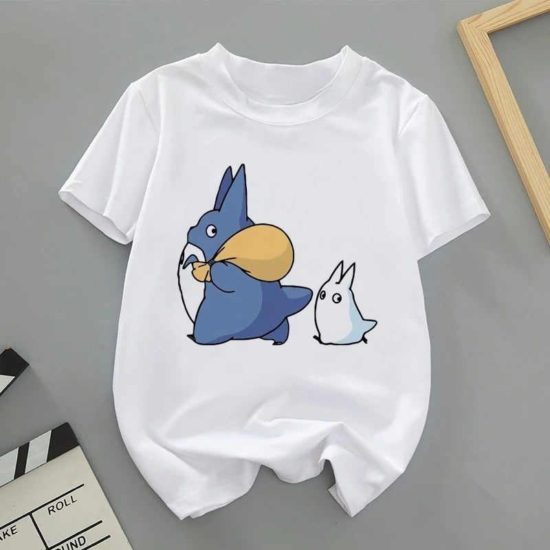A Thin Short-sleeved T-shirt with Cute Cartoon Totoro Prints for Both Men and Women in Spring and Summer As The Base