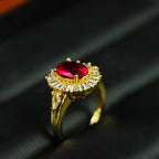 A New Natural, Sophisticated, Fashionable and Versatile Compact Ring