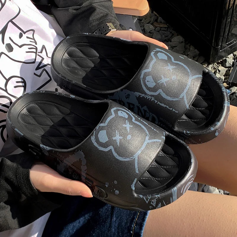 Indoor slippers for women at home, suitable for all seasons, fashionable for street walks, couple slippers for men