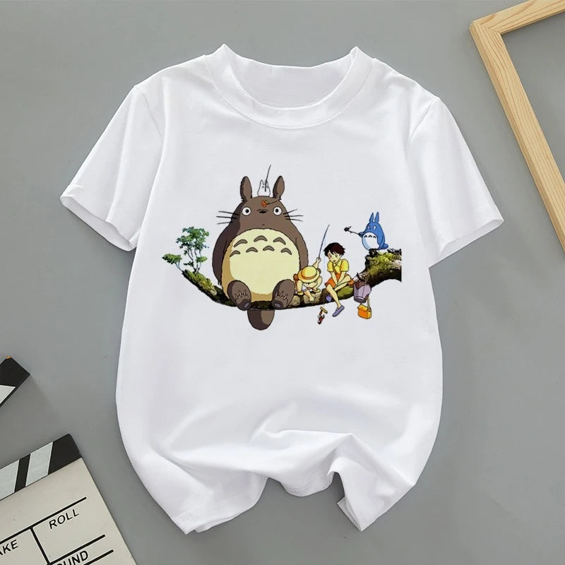 A Thin Short-sleeved T-shirt with Cute Cartoon Totoro Prints for Both Men and Women in Spring and Summer As The Base