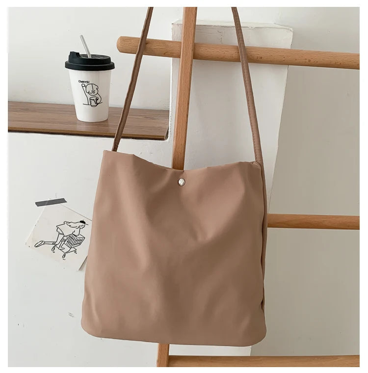 Simple Casual Women's Tote Bags New Large Capacity Commute Shopping One Shoulder Bags Trend All-matched Handheld Cloth Bags