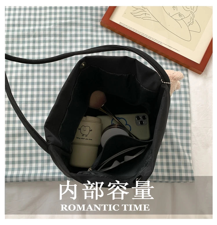 Simple Casual Women's Tote Bags New Large Capacity Commute Shopping One Shoulder Bags Trend All-matched Handheld Cloth Bags