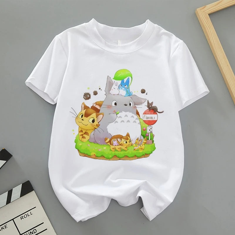 A Thin Short-sleeved T-shirt with Cute Cartoon Totoro Prints for Both Men and Women in Spring and Summer As The Base