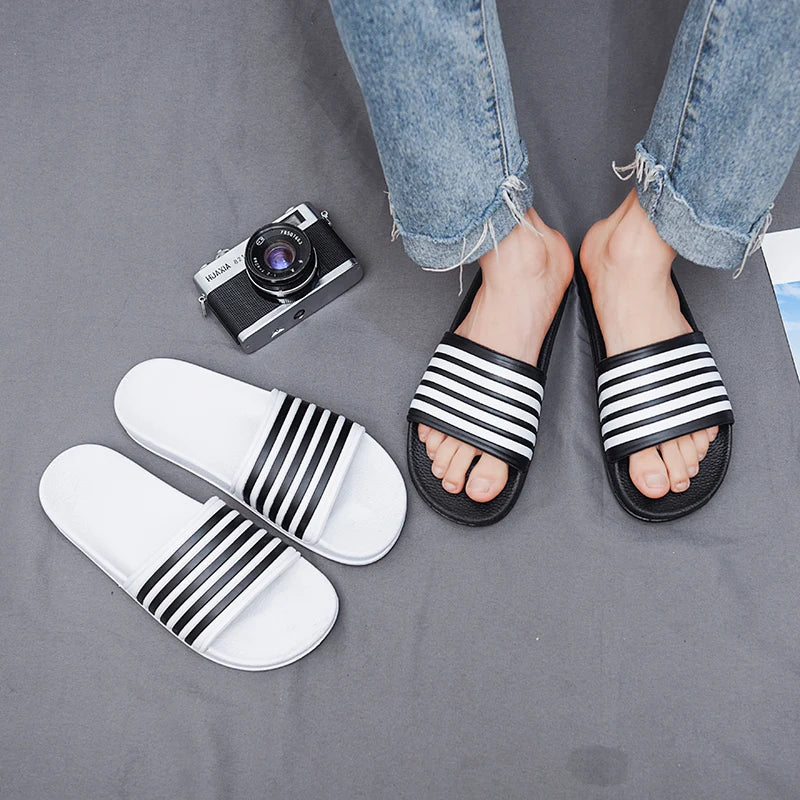 New Men's Slippers Black And White Striped Soft EVA Flip Flops Couple 38-50 House Sandals for Men Size 48 Summer Beach Slippers
