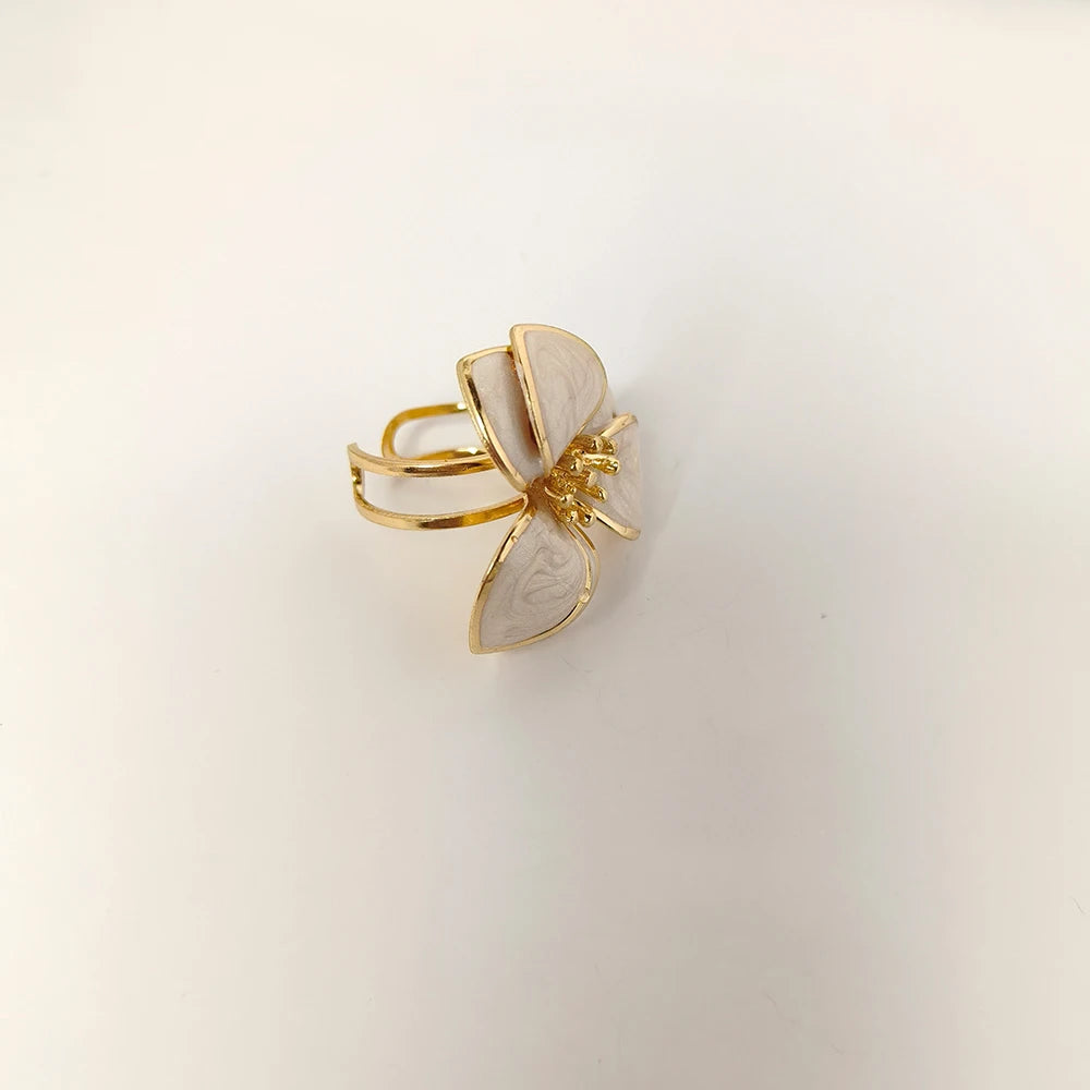 Elegant Jewelry Set for Women Wholesale Gold Color Ring Bangle Green White Enamel Flower Stud Earrings and Choker Necklace