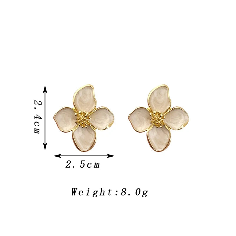 White Enamel Oil Flower Earrings for Women Party Elegant Metal Temperament Floral Drop Earrings Party Plant Sweet Jewelry